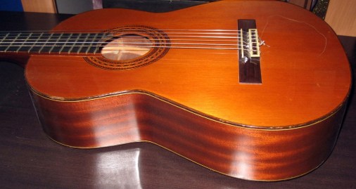 GUITARRA-ESPANOLA-CLASICA-ADMIRA-ALICIA-100CM.jpg